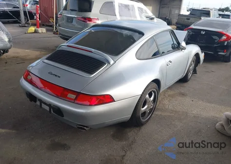 1995 Porsche 911 Carrera 2/Carrera 4 z USA, uszkodzony, nr VIN WP0AA2999SS321606